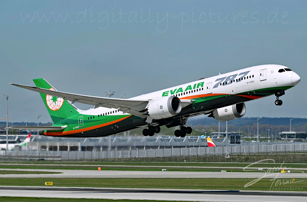 Boeing 787 Eva Air